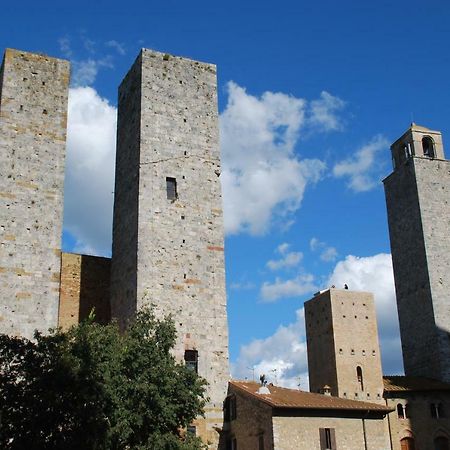Orto Di Emma Apartment San Gimignano Luaran gambar