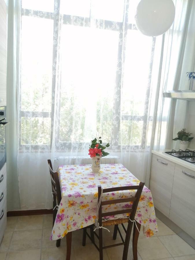 Orto Di Emma Apartment San Gimignano Luaran gambar