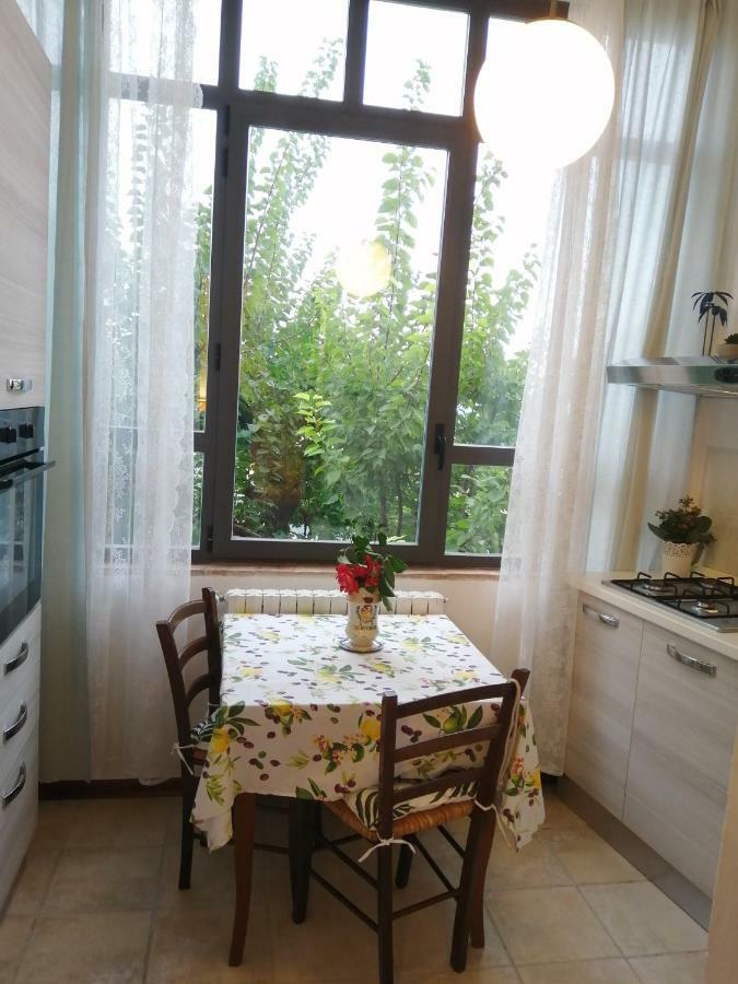 Orto Di Emma Apartment San Gimignano Luaran gambar