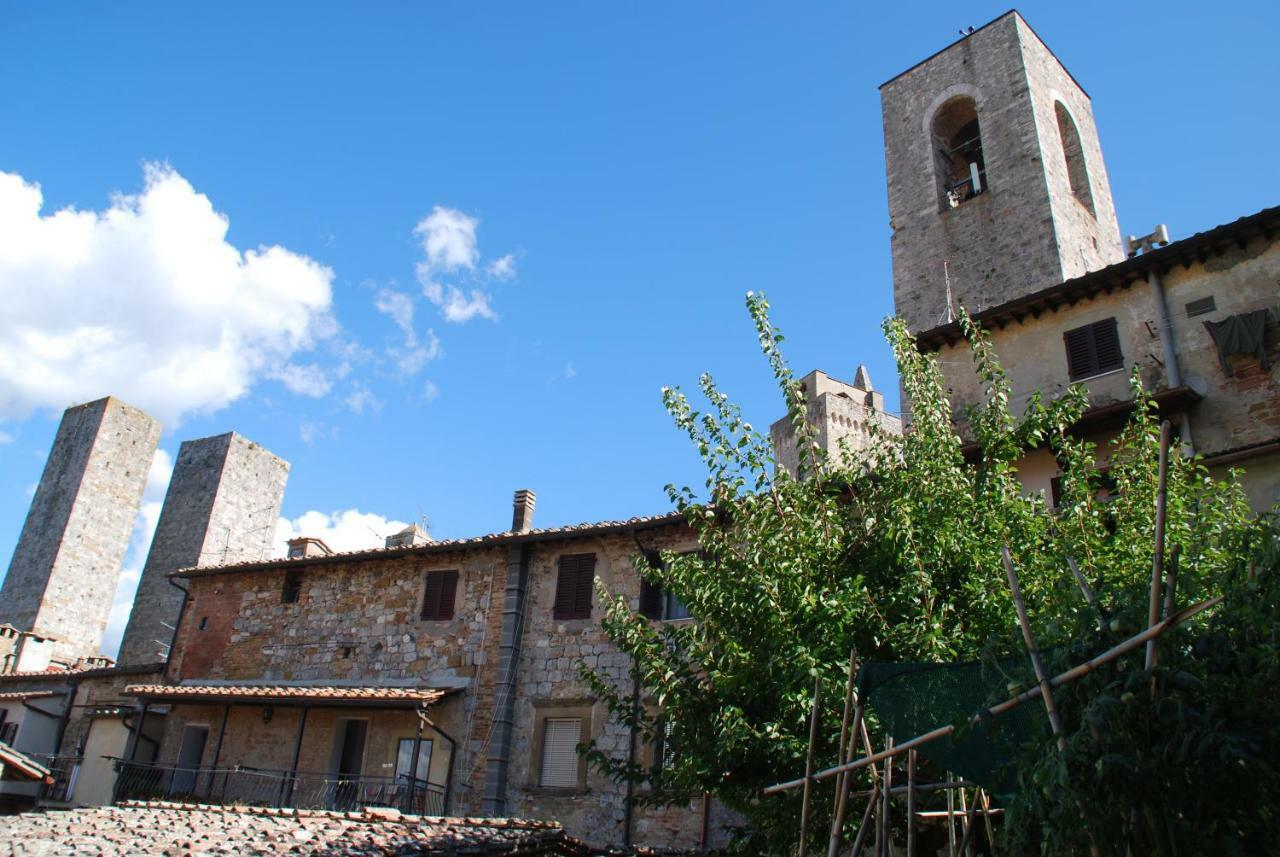 Orto Di Emma Apartment San Gimignano Luaran gambar